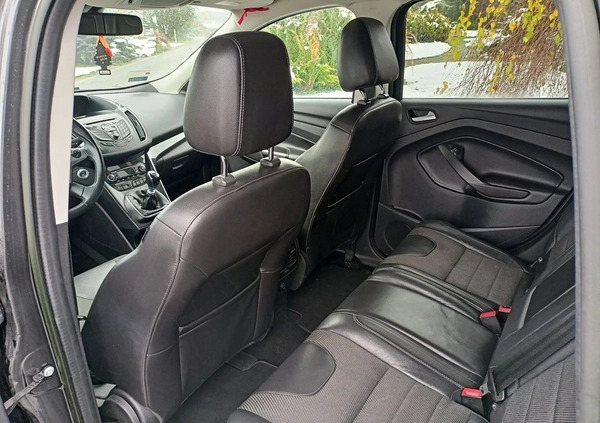 Ford Kuga cena 62900 przebieg: 140000, rok produkcji 2015 z Czerwionka-Leszczyny małe 106
